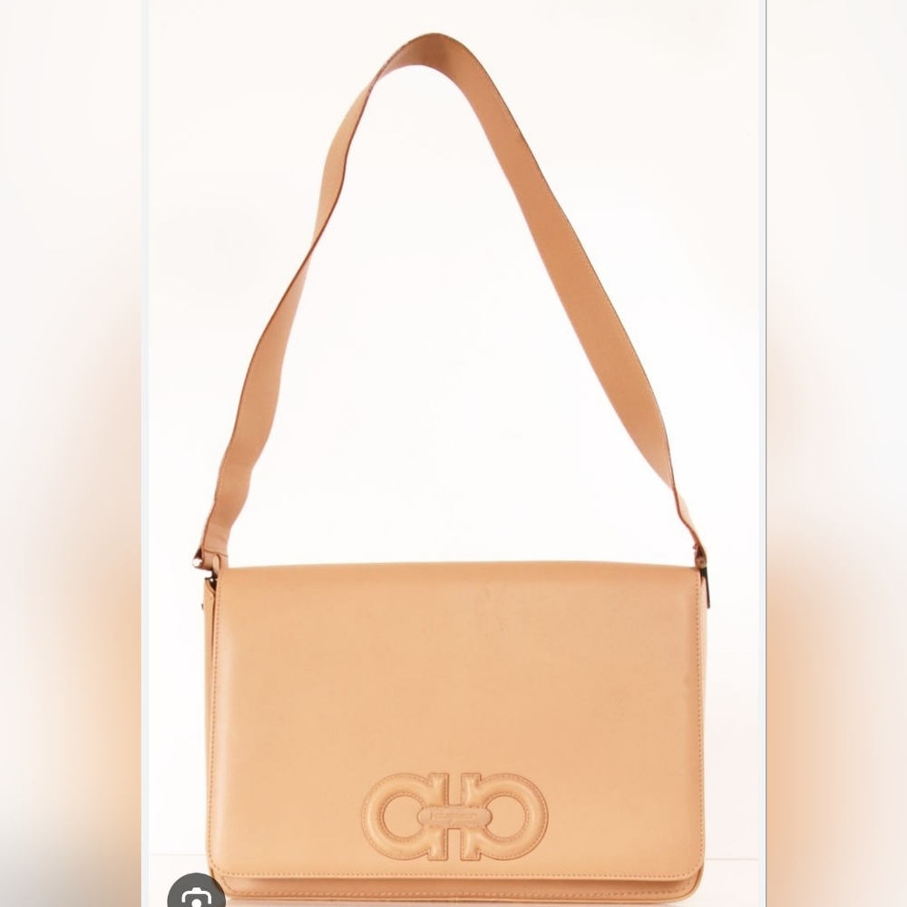Salvatore Ferragamo Tan Leather Shoulder Bag
